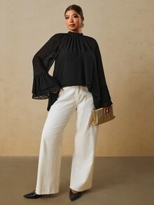 Travachic Blus Elegan Wanita Ukuran Besar Warna Polos Kerah Tegak Berlipit Lengan Lonceng - Hitam - View 8