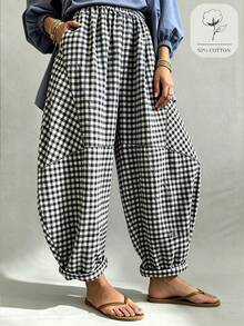 SHEIN Women's Summer 2026 New Bohemian Retro Blue Plaid Loose Lantern Balloon Pants, Cropped Length, Cotton Textured Bubble Plaid Fabric; Elastic Waist Design Fits Various Body Types, Loose Lantern Silhouette Casual And Relaxed, Rolled Hem Adds Detail And Layering, Suitable For Daily Outings, Casual Looks, Lazy Vacation, Perfect For Creating A Bohemian Relaxed Atmosphere, Boho Lantern Pants, Plaid Cropped Pants, Comfortable Summer Long Pants - Black and White - View 4