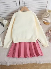 SHEIN Tween女孩秋冬休閒優雅復古學院風粉色與白色可愛3D草莓裝飾套頭毛衣與百褶裙2件套，年輕時尚穿搭，適合返校、秋冬出遊、日常穿著 - 藕粉色 - 查看 2