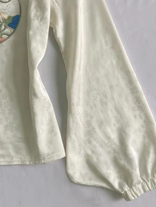 IslaSuriya Summer New Chinese Style Embroidered Top, Modified Cheongsam Stand Collar With Frog Buttons, Flared Long Sleeves, Satin Waist-Cinching Short Blouse - Apricot - View 4