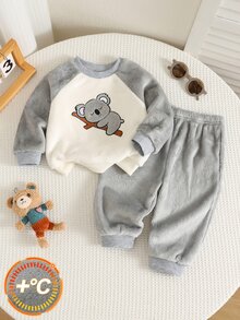 SHEIN 男嬰卡通考拉圖案抓絨內裡加厚圓領衛衣與鬆緊腰長褲兩件套 - 彩色 - 查看 1