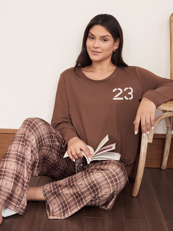 Doze Lane Minimalist Casual Plus Size Loungewear Set, Round Neck Long Sleeve Top With Classic Plaid Pants