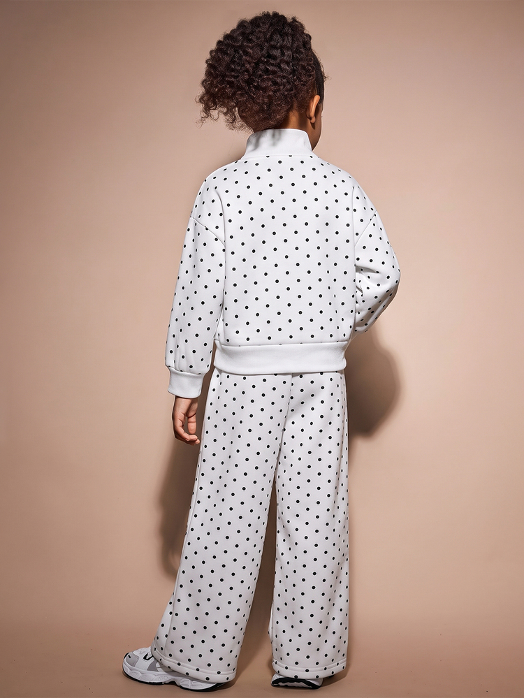 SHEIN Girls' Toddler Sweatshirt Set, 2 Pieces Outfit With White Polka Dot Print, Includes Half-Zip Stand Collar Sweatshirt And Loose Sweatpants, Soft And Comfortable, Casual Sporty Style For Young GirlPerfect For Daily Wear And Outdoor Activities - White - View 2