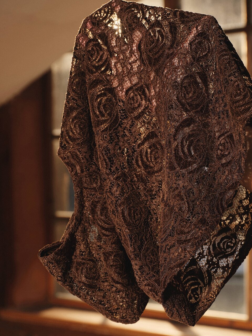 Vintage Elegant Brown Floral 3D Lace Semi-High Neck Sleeveless Fitted Tank Top
