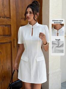 EastFlair Gaun Mini Tweed Putih Prancis Elegan untuk Wanita, Kerah Tegak, Saku Berpenutup, Cocok untuk Pakaian Sehari-hari, Perjalanan, Pesta, Brunch, Pesta Teh, Musim Panas - Putih - View 9