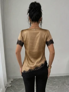 SHEIN Raffinéa 女款優雅法式蕾絲拼接緞面不對稱下擺短袖襯衫，夏季穿搭 - 卡其色 - 查看 2