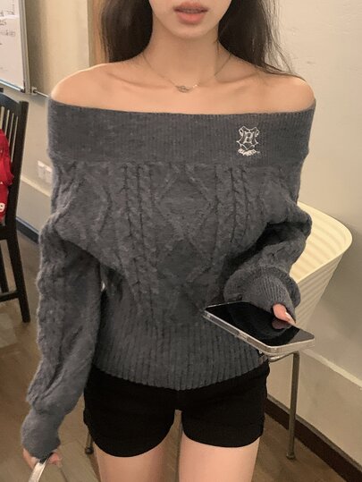 DAZY Women's Off-Shoulder Letter Print Casual Daily Long Sleeve Sweater