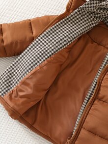 SHEIN معطف شتوي مبطن سميك للأطفال والأولاد الصغار، مريح وفضفاض وعملي، بلون سادة متعدد الاستخدامات، بغطاء رأس وسحاب - بني - مشاهدة 5