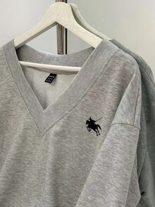 SHEIN EZwear 女款V領寬鬆大尺寸休閒極簡馬匹圖案衛衣，適合秋冬穿著 - 灰色 - 查看 6