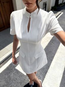 EastFlair Gaun Mini Tweed Putih Prancis Elegan untuk Wanita, Kerah Tegak, Saku Berpenutup, Cocok untuk Pakaian Sehari-hari, Perjalanan, Pesta, Brunch, Pesta Teh, Musim Panas - Putih - View 6