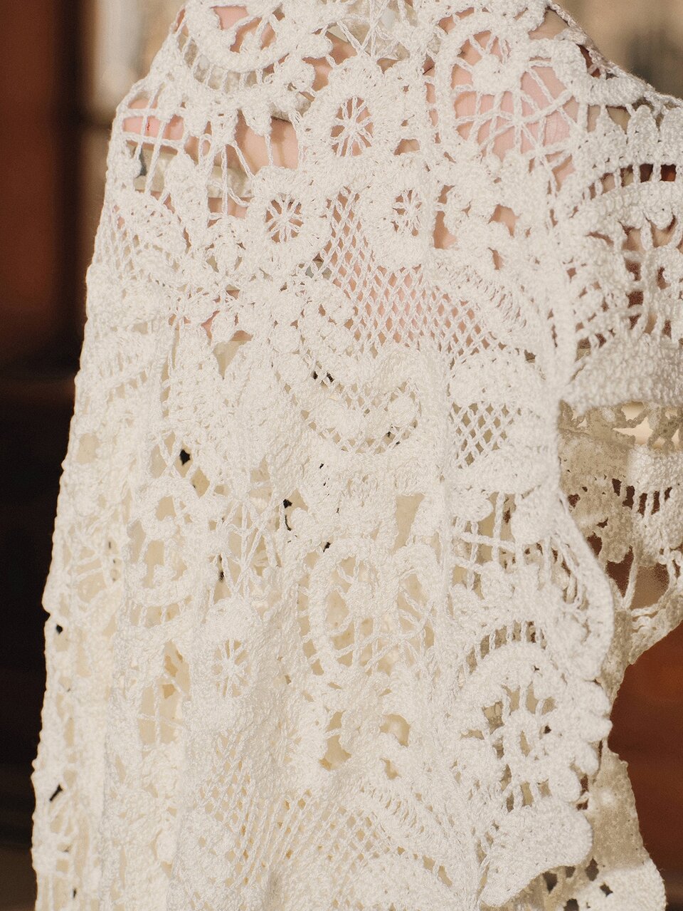 Cream White Stand Collar Water-Soluble Hollow Floral Women's Short Sleeve Blouse, Exquisite Floral Crochet Commuter Top