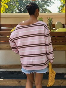 Veykashi 休閒極簡風拼色條紋學院風滿版印花大尺碼女款粉色露肩運動衫 - 彩色 - 查看 2