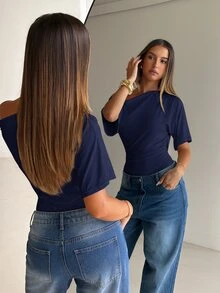Aloruh 女款純色性感優雅不對稱露肩短袖連身衣，適合外出、浪漫約會、休閒穿著、派對及其他場合 - 藏蓝色 - 查看 6