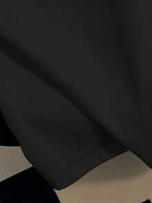 Resyla Kaos Bertema Halloween dengan Motif Busa Hitam, Kaos Lengan Pendek Bermotif Busa - Hitam - View 4