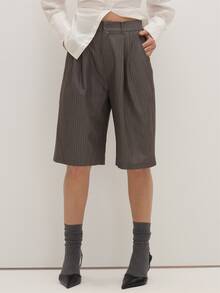 MUSEYN Dark Grey Woven Pinstripe Long Tailored Shorts Casual Relaxed Vacation Weekend Fall Fashion - Dark Grey - View 2