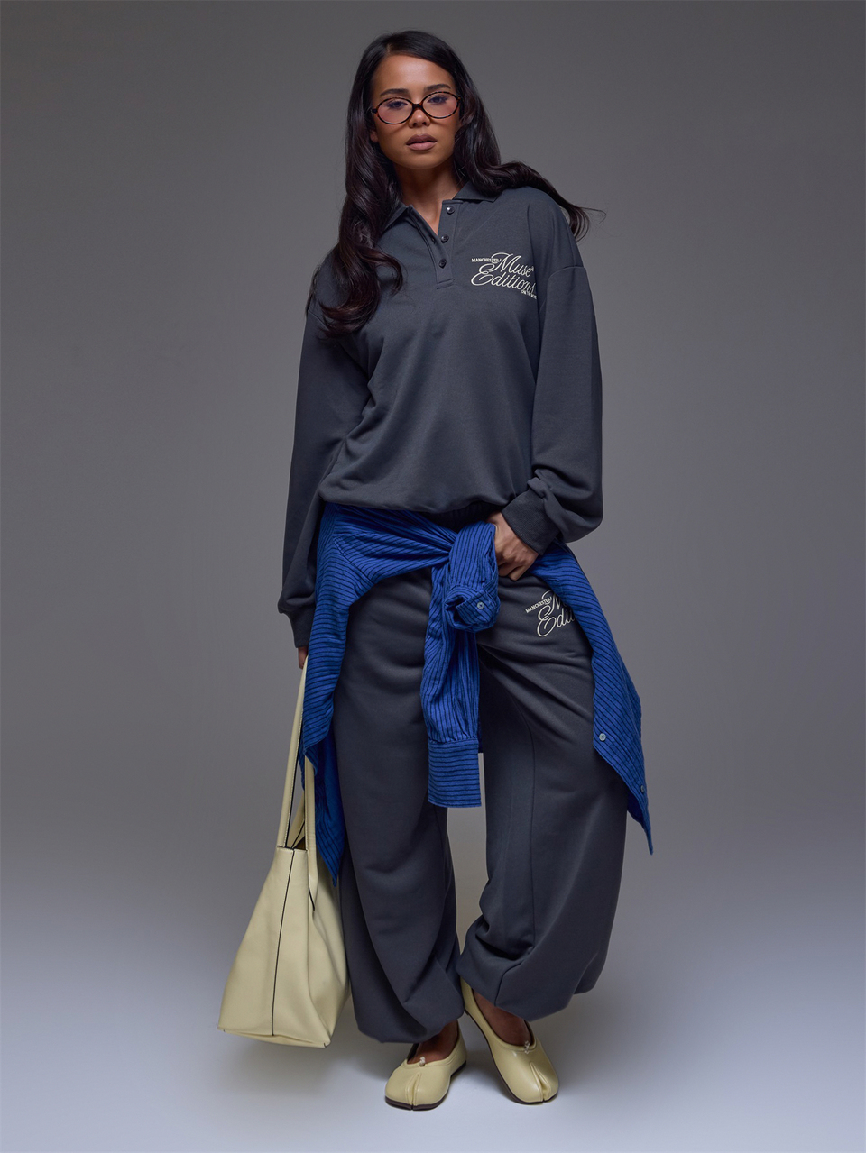 Sudadera de manga larga con ajuste relajado bordada en gris carbón para invierno otoño uso diario casual salidas Weekdaze