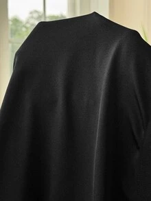 SHEIN EZwear 大尺碼女款純色休閒百搭日常穿著緊身內搭短褲 - 黑與白 - 查看 5