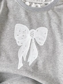 SHEIN 女童休閒韓系拼接白色蕾絲刺繡領口袖口喇叭蕾絲袖衛衣，適合外出、上學、通勤 - 淺灰色 - 查看 7