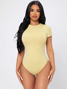 SHEIN PETITE 女款純色極簡百搭圓領連身衣 - 淡黃色 - 查看 4