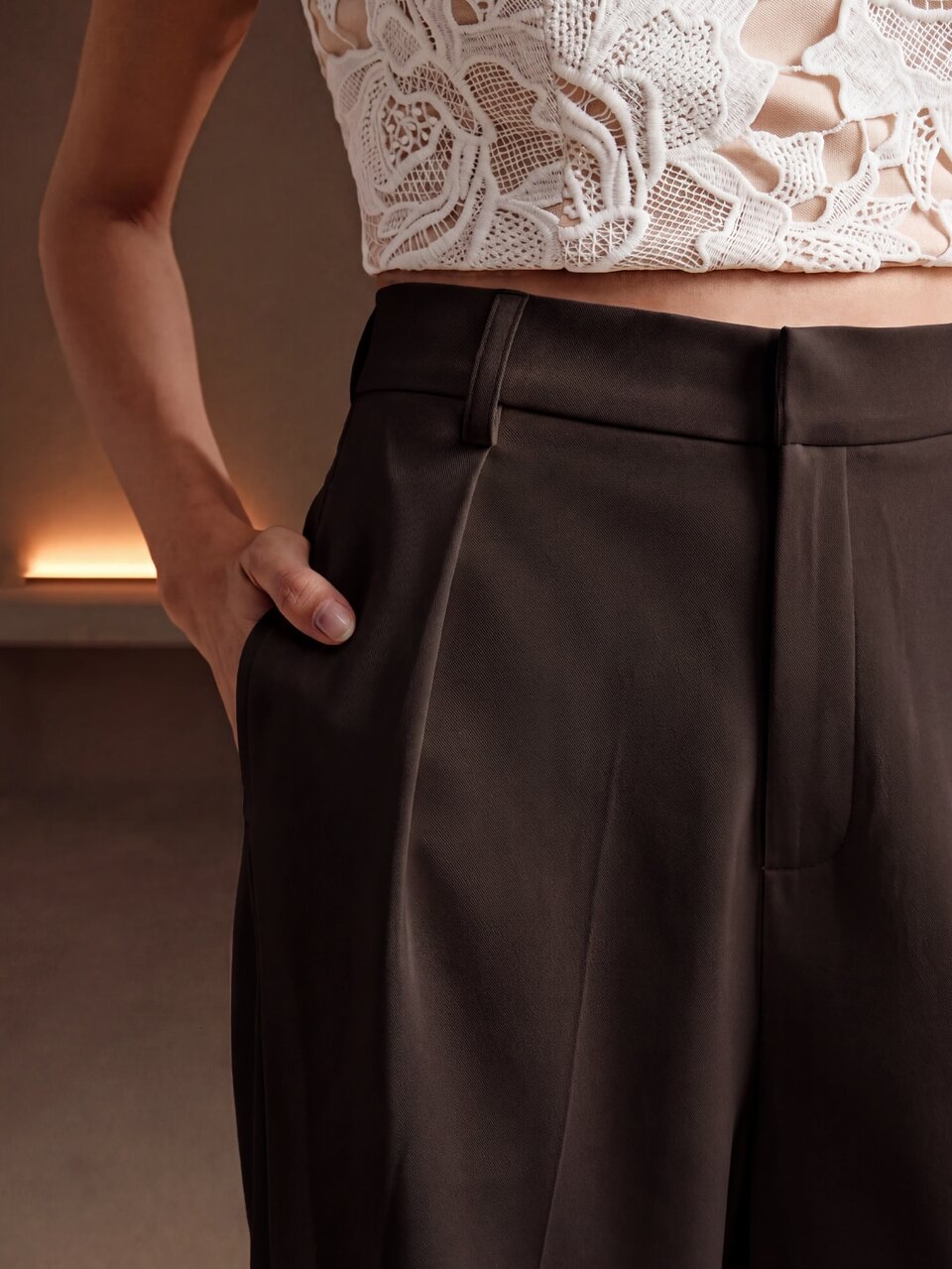 Anewsta Essential Fashionable Commuter Solid Color High Waist Wide Leg Trousers