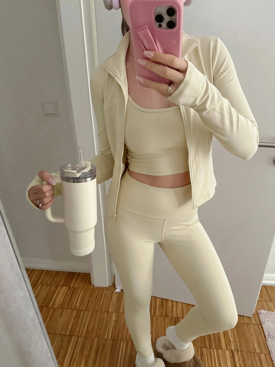 CovetEZ 女款純色細肩帶背心、長袖外套與長褲休閒日常運動套裝 - 杏色 - 查看 1