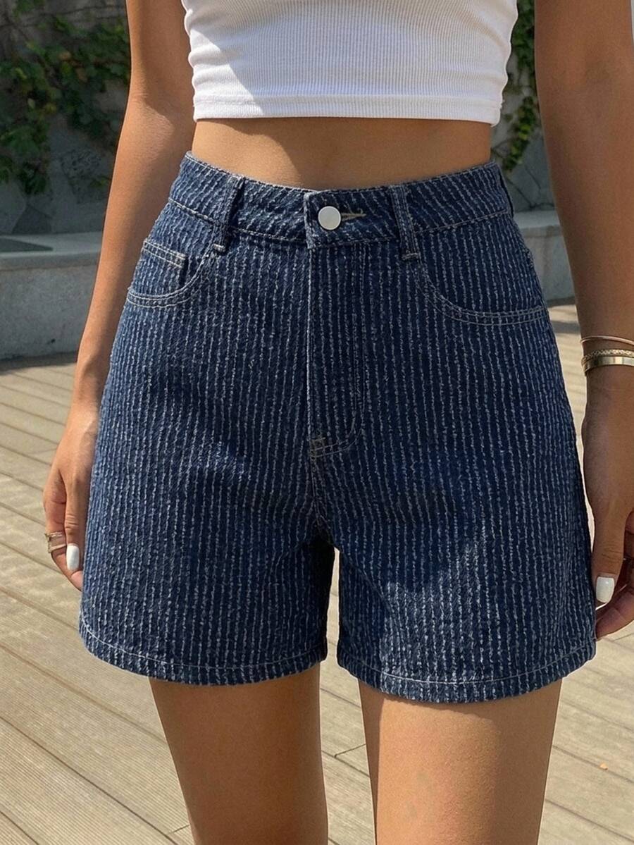 DAZY 夏季新款女款寬鬆休閒破洞牛仔短褲 - 藍色 - 查看 1