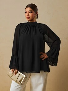 Travachic Blus Elegan Wanita Ukuran Besar Warna Polos Kerah Tegak Berlipit Lengan Lonceng - Hitam - View 6