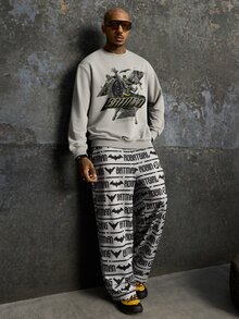 BATMAN X SHEIN Men's Cartoon Print Pullover Sweatshirt And Letter Print Pants Set - Grey - View 4