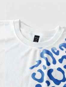 ROMWE MEN Kaos Pria Lengan Panjang Longgar Bahan Waffle dengan Huruf Bunga dan Motif Leopard - Putih - View 3