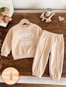 SHEIN 女嬰兒童針織休閒日常時尚圓領卡其色字母印花寬鬆衛衣與運動褲2件套 - 彩色 - 查看 2