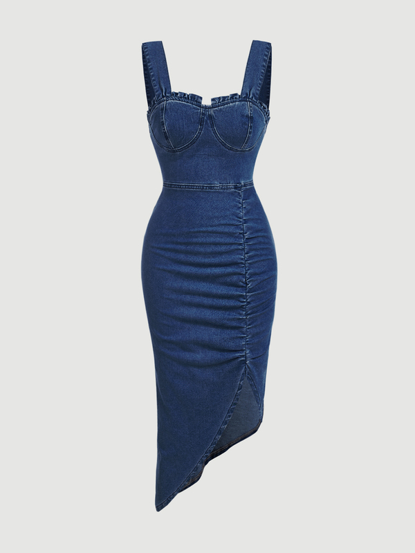 Selenza Denim Kleid in großen Größen mit Falten und asymmetrischem Saum