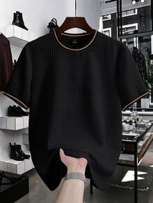 Manfinity Homme 男士針織提花純色紋理領口與袖口羅紋T恤 - 黑色 - 查看 3