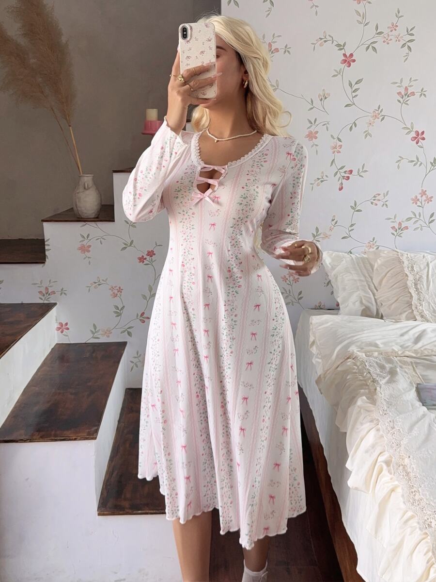 CottageSlumber Camisón de manga larga con lazo floral - Albaricoque - Ver 1