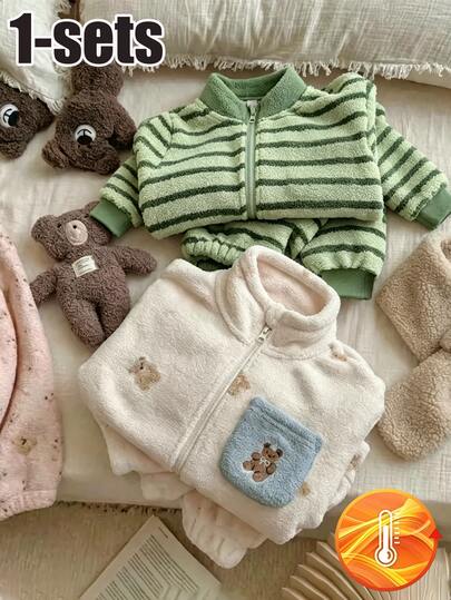 Conjunto de 2 peças para rapaz com casaco cardigan de manga comprida com fecho de correr e calças, em peluche às riscas verde, estilo minimalista, casual, confortável e macio, roupa de casa para inverno