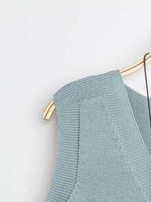 EMERY ROSE Women's Solid Color V-Neck Casual Versatile Daily Wear Knit Vest - Baby Blue - View 6