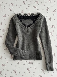 Elamini Sweater Wanita Berenda Leher V dengan Pinggang Berkerut - Grey - View 3