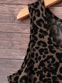 Freevana Plus Size Women's Leopard Print Casual Versatile Everyday Top - Multicolor - View 4