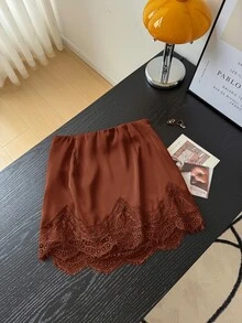 Muvela Women's Lace Patchwork Pleated Satin Mini Skirt - Red - View 2