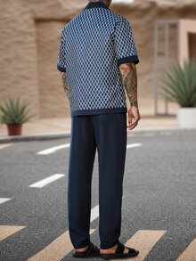 Manfinity Homme 男士菱格紋印花單排扣襯衫與口袋長褲套裝 - 藏蓝色 - 查看 2