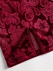 Sweetra Gaun Mini Cheongsam Wanita Terbaru, Bahan Beludru Timbul, Gaya Cina, Desain Kancing Katak, Belahan Samping, Cocok untuk Pesta, Kencan, dan Pakaian Modis. - Burgundy - View 5
