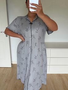 Napfluff CURVE Napfluff CURVE Plus Size Women's Short Sleeve Nightgown With Heart Print And Bow Decor Collar - Grey - View 6