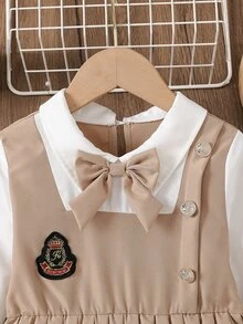 Elladie kids 女童學院風 2 合 1 套裝洋裝，白色長袖上衣搭配深藍色百褶吊帶裙 - 卡其色 - 查看 7