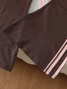 SHEIN 美式側條紋喇叭褲，3色可選，毛絨羅紋布料對比寬腰帶設計，高彈力修身顯腿長，柔軟針織面料舒適親膚，歐美街頭休閒風，貼身百搭日常穿著喇叭褲 - 彩色 - 查看 7