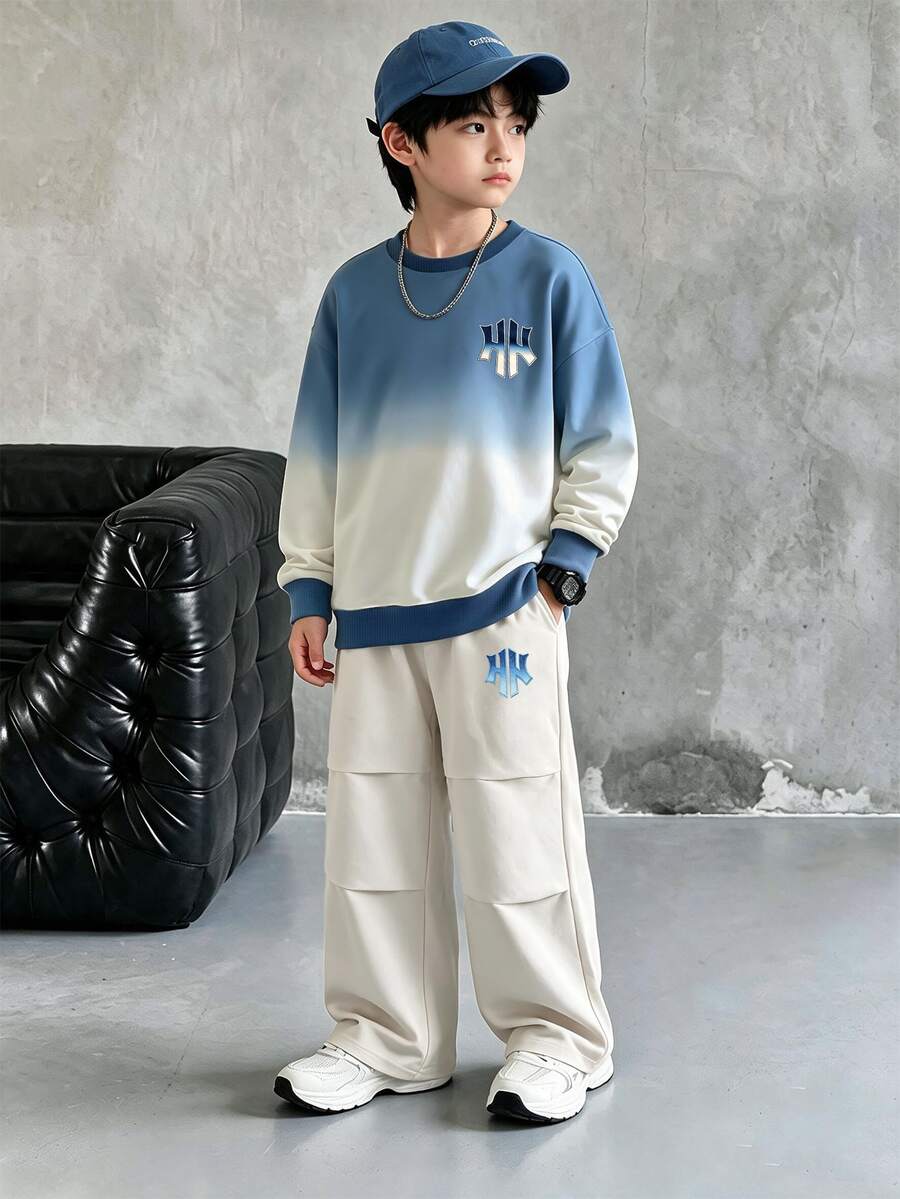 Casuvi Kids 男童秋冬兩件式運動衫套裝，藍白漸層圓領上衣搭配藍白工裝寬腿長褲，圖案校園風 - 彩色 - 查看 1