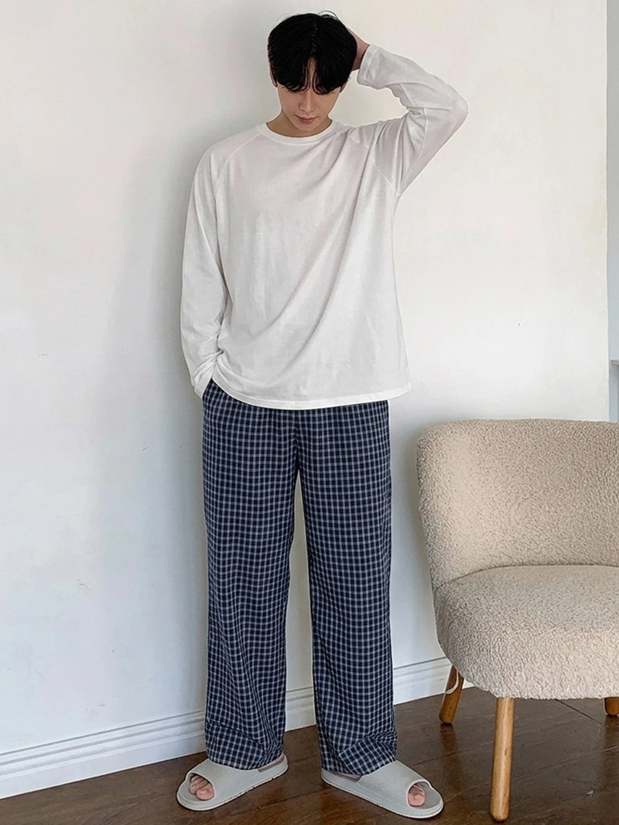 DAZY Spring/Autumn Solid White Loose Knit Fabric T-Shirt Paired With Blue Plaid Fabric Simple Comfortable Men's Loungewear Set - Multicolor - View 1