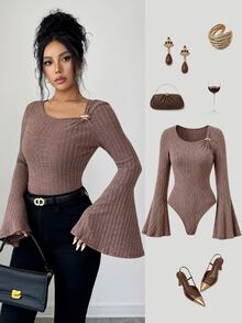 Elenzga Bodysuit Wanita Lengan Panjang Bentuk Lonceng dengan Hiasan Gesper Logam Warna Polos - Coklat - View 1