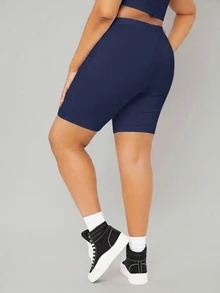 SHEIN BASICS 大尺碼女款夏季通勤極簡純色高腰單車褲 夏季服飾 - 藏蓝色 - 查看 5
