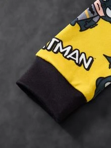 BATMAN X SHEIN 小男孩卡通印花上衣與長褲修身居家服 - 黃色 - 查看 5