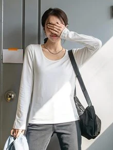 DAZY 女款純色圓領長袖休閒百搭T恤 - 白色 - 查看 5
