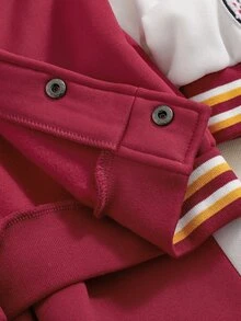 Playful Pals 2件組男孩大學風字母印花刺繡純色拼接前開扣休閒棒球長袖夾克與長褲套裝，羅紋領口、袖口與下擺設計，適合秋冬、戶外、街頭、日常穿著、運動、校園、旅行、度假 - 紅色 - 查看 7